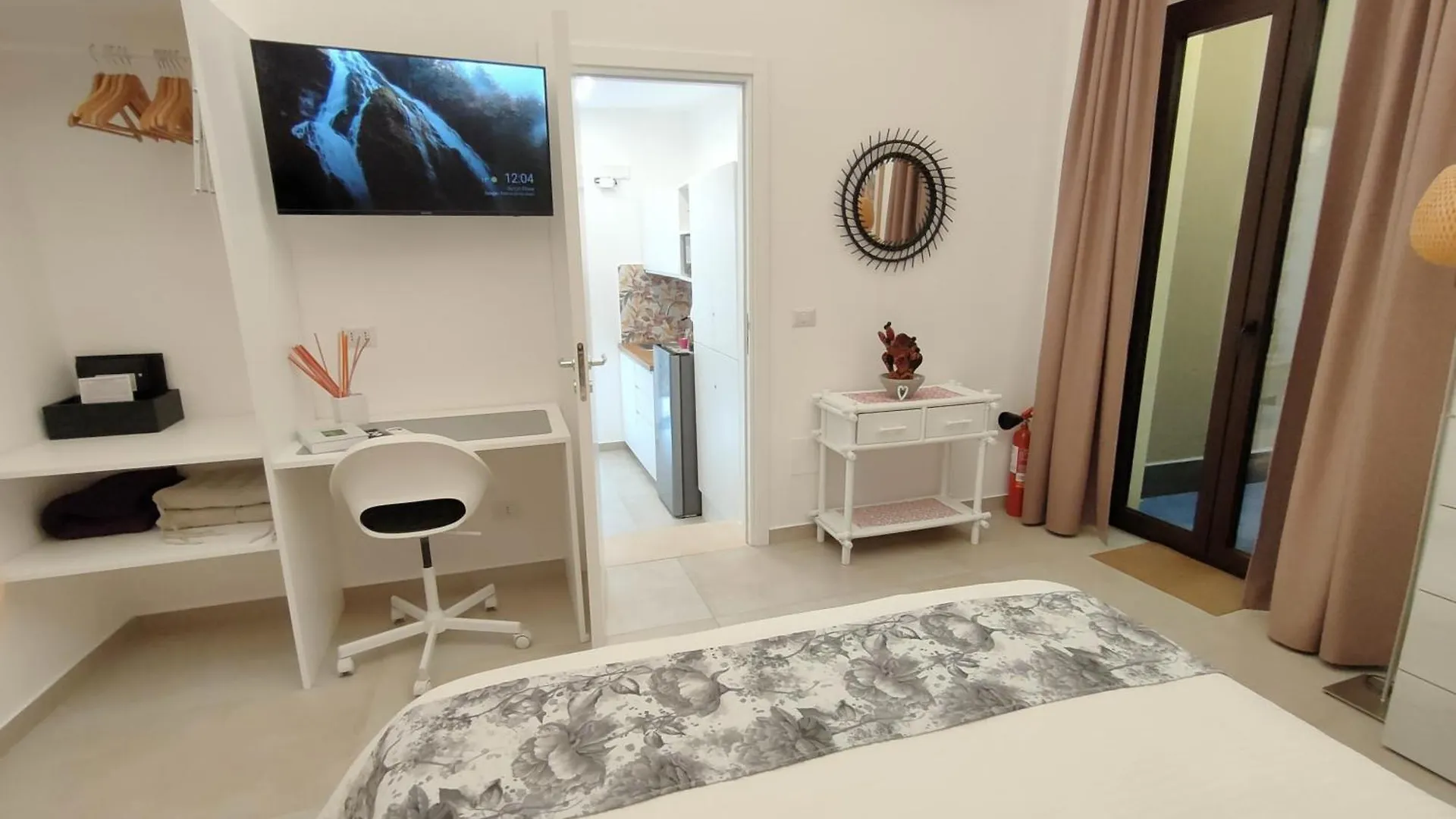 Tophouse Catania Centro - Velvet Apt Italie